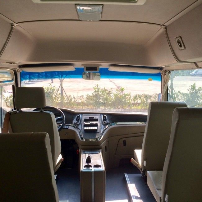 গণপরিবহনের জন্য ২০০ কিলোমিটার ক্রুজিং রেঞ্জ এবং ৮৯.৭ কিলোওয়াট ঘণ্টার ব্যাটারি সহ ১৮ আসনের ইলেকট্রিক কোস্টার বাস