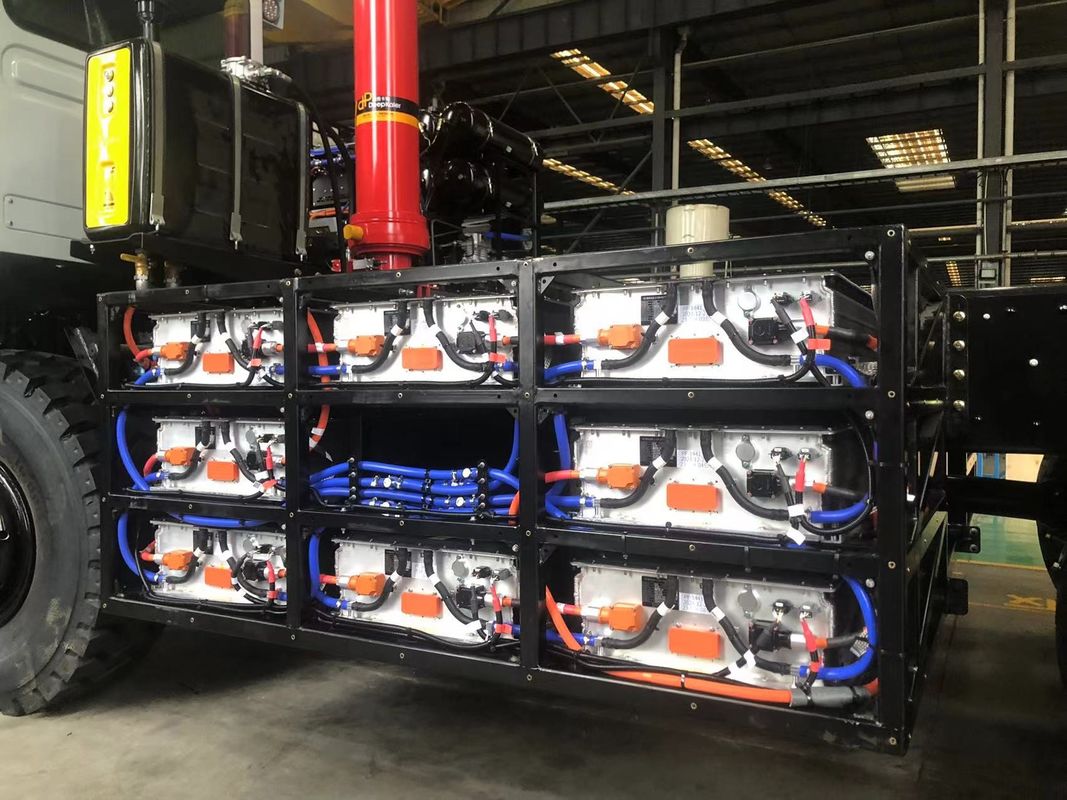 শূন্য নির্গমন স্বয়ংক্রিয় পরিবহন জন্য 528kWh LFP ব্যাটারি সঙ্গে 110 টন দরকারী লোড বৈদ্যুতিক খনির ট্রাক